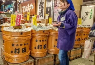 Discover delicious Nishiki Market, Kyoto