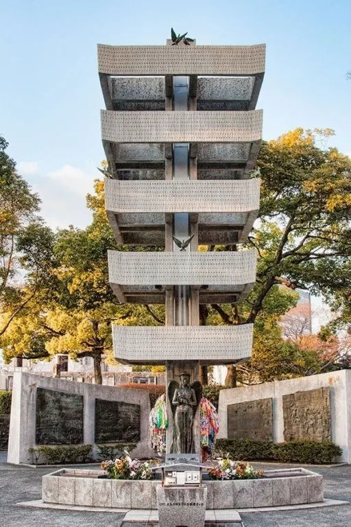 Exploring the Hiroshima Peace Park