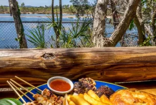 Koorana Crocodile Farm, Capricorn Coast