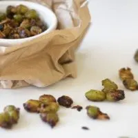 Spicy roasted edamame